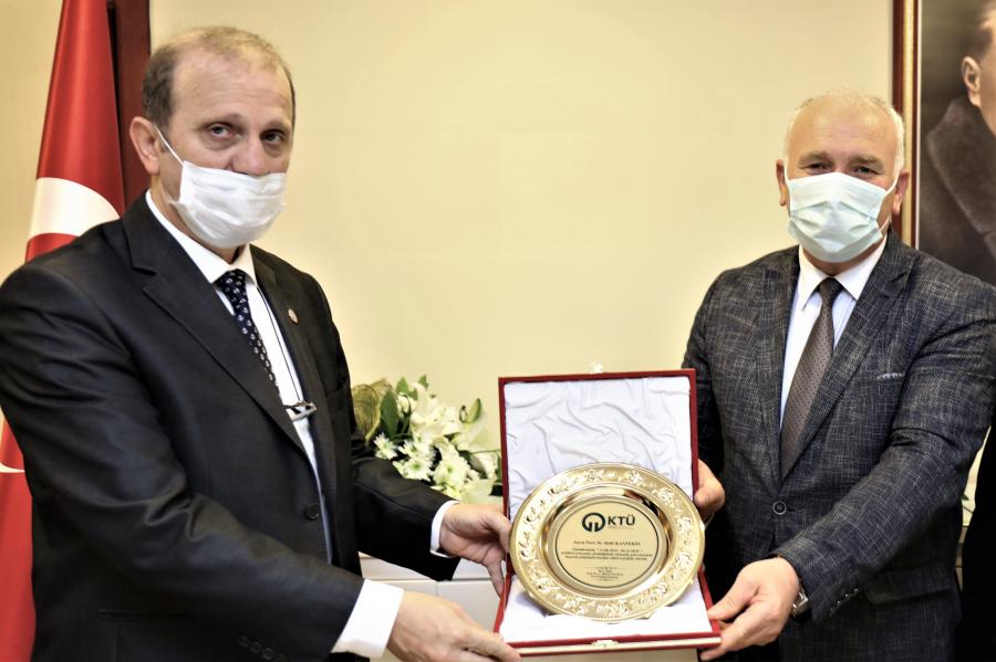 (Fen Fakültesi) Prof. Dr. Hamdullah Çuvalcı - Prof. Dr. Halit Kantekin