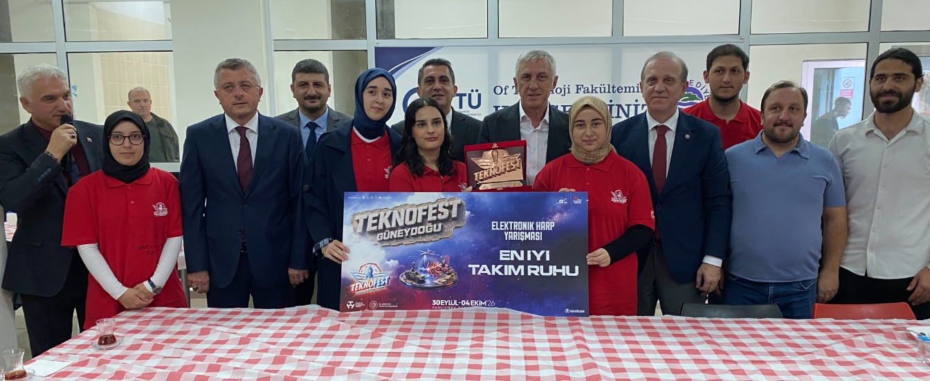 Elektronik Harp Yarışmasında En İyi Takım Ruhu Ödülü